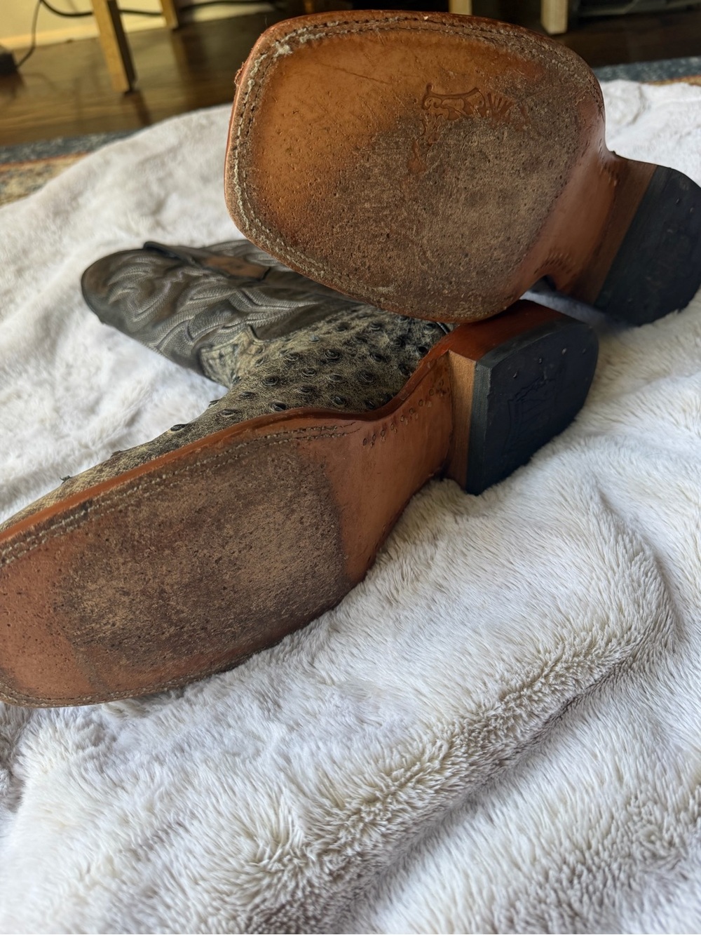 Tanner Mark Full Quill Ostrich Western Boots — Distressed Gray/Black - Men’s 9.5 - Picture 3 of 4